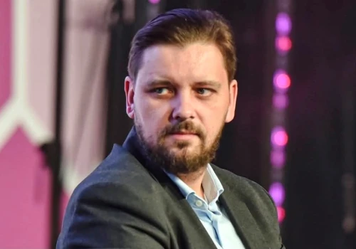 Ujawniamy: Tomasz Marzec i Maciej Bogucki znają się z Wisły Płock. Firma członka rady nadzorczej klubu dostała kontrakty od ZIS
