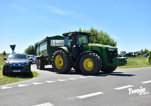 Paraliż na ważnej trasie w regionie. Rolnicza blokada S3 może potrwać tygodniami (ZDJĘCIA)