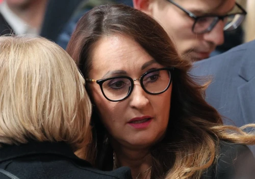 Kolejna afera w szpitalu w Warszawie. Długosz: dziwne, że skandale omijają osobę, która za to odpowiada