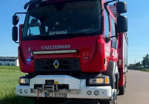 Motorowerem w golfa. Zdarzenie drogowe w Kargoszynie koło Ciechanowa