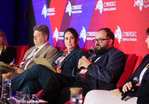 Smart city pod presją cyberzagrożeń. Bez testowania procedur nie ma bezpieczeństwa
