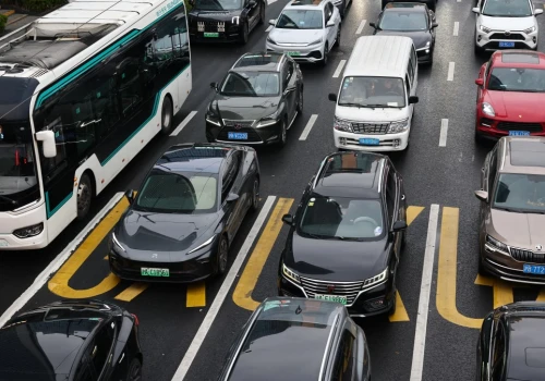 Chiny rozważają podatek dla aut elektrycznych. Niezbędne będą dane z GPS