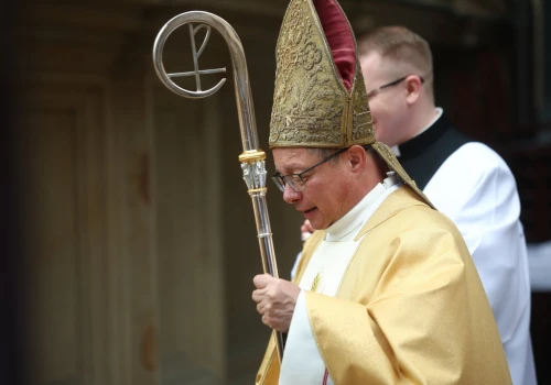 Papież powierzył kard. Rysiowi jedno z rozważań w czasie spotkania Kolegium Kardynalskiego w Watykanie