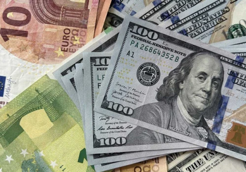 Wzrosty USD dopiero przed nami? EUR/USD na krawędzi wsparcia (Komentarz walutowy)