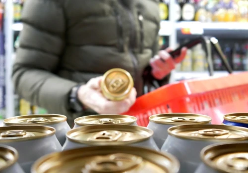 Będzie zaostrzenie przepisów aby ograniczyć spożycie alkoholu. 
