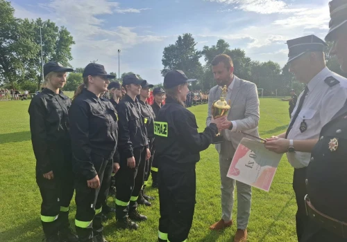 Strażacy rywalizowali w Mrowli. Emocjonujące Gminne Zawody Sportowo-Pożarnicze OSP za nami
