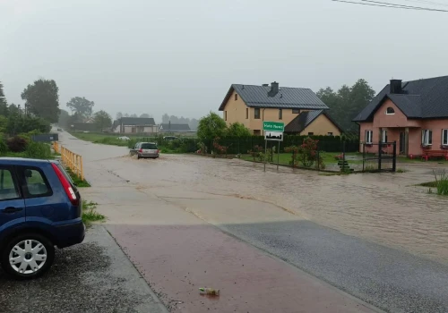 Burze w regionie. Część samorządów szacuje straty