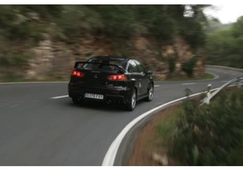 Mitsubishi chciałoby przywrócić do życia Lancera Evolution