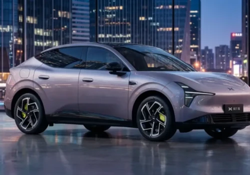 Xpeng Mona L03 zadebiutuje w lipcu. SUV dostanie napęd BEV i EREV