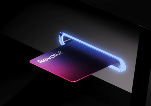 Revolut piątym bankiem w Polsce pod względem liczby klientów. Sprawdziliśmy, kogo wyprzedził