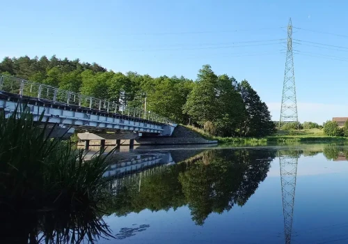 Uwaga kierowcy! Utrudnienia na trasie Brąswałd – Redykajny. Ruszają prace na moście