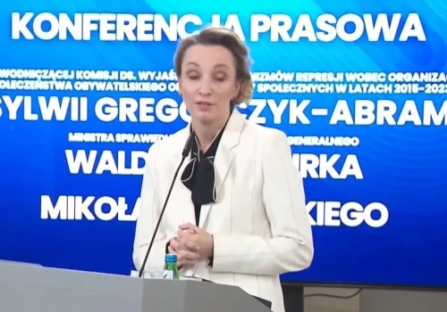 Walczyła z PiS-em, teraz jest kandydatką partii Tuska na RPO. Wymowny komentarz Błaszczaka