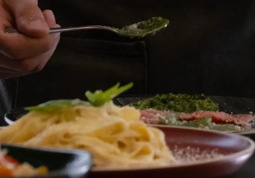Kucharek kontra Vegeta. Pro-Test sprawdził, co naprawdę jest w przyprawach
