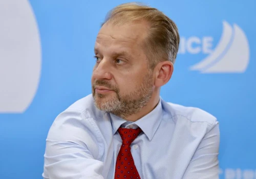 Gmina Police skłamała! Malinowski nie ukończył MBA, ale urzędnicy Kowalewskiego twierdzą inaczej