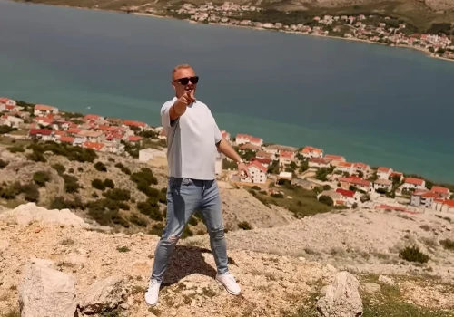 Szymon Jankowski z kolejnym sukcesem. „Malinowe usta” podbijają Internet