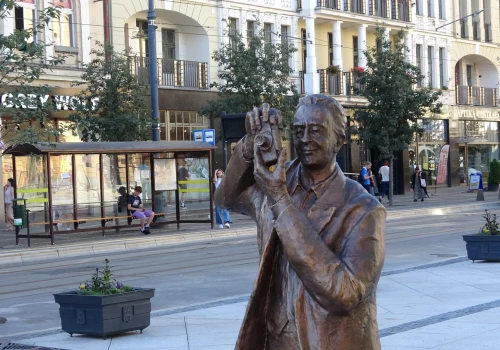 Thanks to Photographers, We Know Historic Bydgoszcz. Monument Unveiled in Their Honor