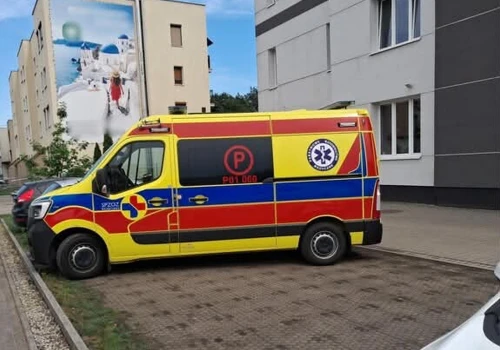 Agresywny 28-latek zaatakował ratownika medycznego