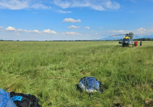 Paralotniarz runął z blisko 50 metrów. Groźny wypadek na Podhalu