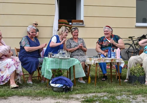 Dawne podwórka wróciły we wspomnieniach. Plenerowe widowisko w Siedlcach