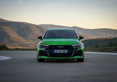 Audi A3 po liftingu ma nowy kokpit i parkowanie z aplikacji. Są ceny