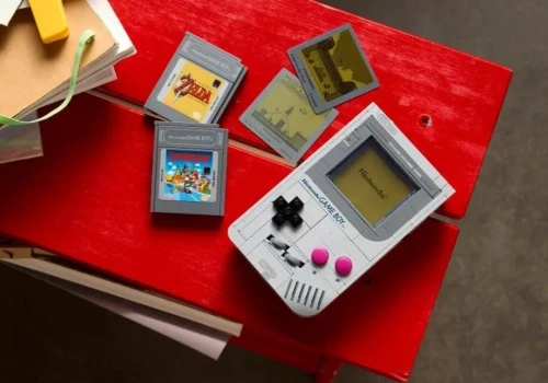 Zestaw LEGO dla fanów klasyki. Game Boy z 421 elementami za 174 zł zamiast 269 zł