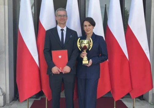 Piotrkowska firma Kandy, wśród najlepszych w kraju! – FILM