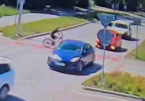 Zielona Góra. Potrąciła rowerzystę i próbował wmówić policjantom, że jest niewinna (FILM)