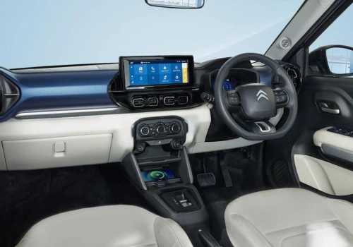 Citroën oficjalnie wprowadza akumulator jako usługę. Nowy ë-C3 X z modelem BaaS