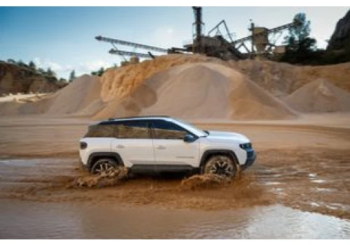 Jeep Compass nareszcie z 4x4. A właściwie 4xe