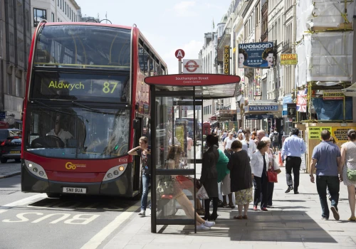 Upały w UK obnażają słabości infrastruktury, opieki zdrowotnej i transportu