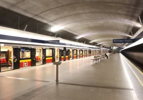 Paraliż warszawskiego metra. Policja zatrzymała 22-letniego Francuza