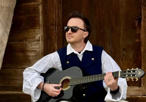 Nowość od After Party „Mówili na nią Seniorita”