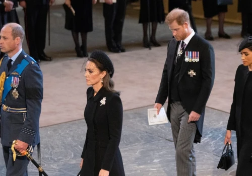 Relacje Harry'ego i Williama nadal napiete. 