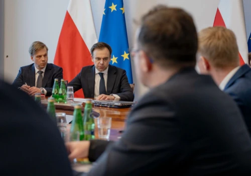 Dyskusja o zmianach w ustawie o dochodach JST ruszy dopiero 1 lipca. Samorządowcy liczą na ministra