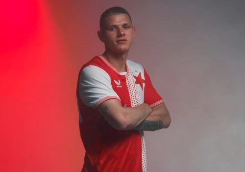 Ze spadkowicza Ekstraklasy do klubu z Ligi Mistrzów! 19-letni Polak zmienił klub