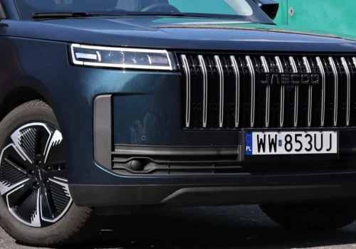 Oto nowe Jaecoo 5 Hybrid. 119 500 zł jest świetne, do pierwszego porównania
