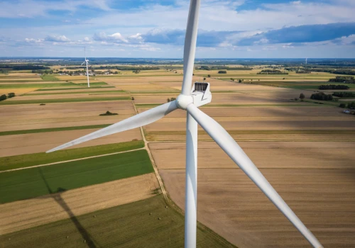 Trzeci największy gracz na polskim rynku paliw inwestuje we własne odnawialne źródła energii