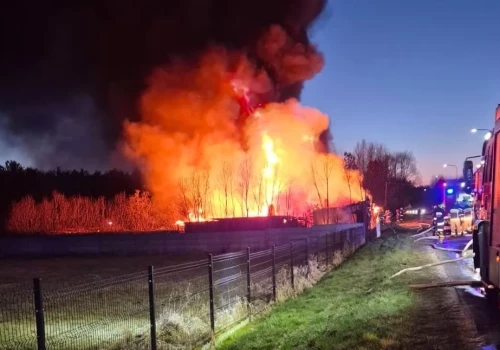 „100 pożarów na 100 lat Czerska?”. Komendant PSP odniósł się do serii pożarów