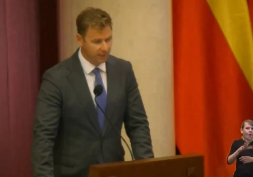 „Nie będziemy firmować waszych działań”. Radni odchodzą z warszawskiej komisji rewizyjnej