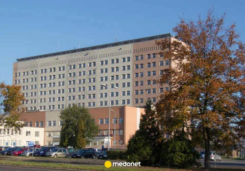 Atak nożownika w szpitalu w Jastrzębiu-Zdroju. Są ranni wśród personelu i pacjentów