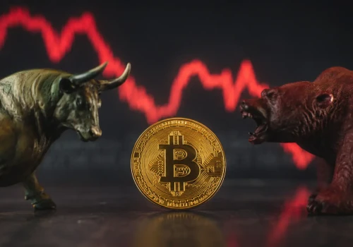 Weterani rynku przestali sprzedawać BTC. „Słabe ręce” opuszczają rynek