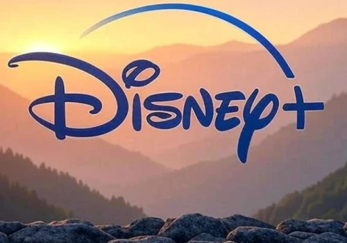 Szukasz idealnego filmu na wieczór? Mamy 3 super propozycje od Disney+!