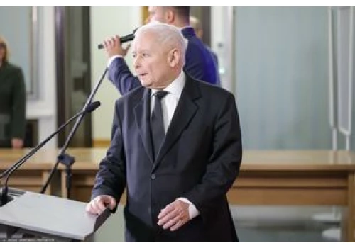 Bliska współpracownica Kaczyńskiego poza PiS. Została skreślona