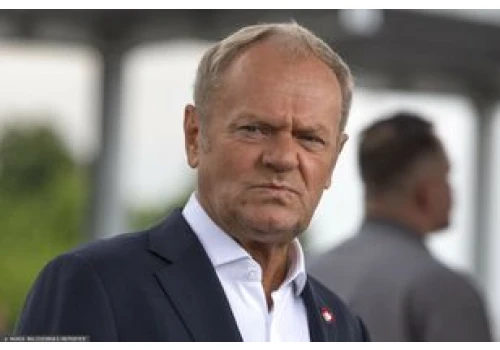 Najnowszy sondaż i duże problemy rządu. Kolejny miesiąc ze spadkiem