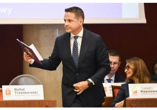 Działo się w nocy. Trzaskowski obroniony, Iran znów grozi statkom