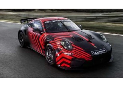 Już nie Cayman, a 911. Porsche pokazało nową wyścigówkę GT4