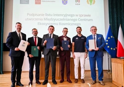 Pięć uczelni inicjuje współpracę na rzecz rozwoju rynku kosmicznego