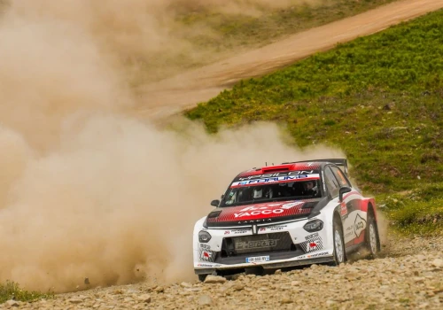 Rajd Akropolu 2026: Lancia zwiększa stawkę i celuje w sukces w WRC2