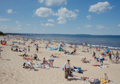 Namawia go na zagraniczne wakacje, bo uważa, że w Polsce jest za drogo. 
