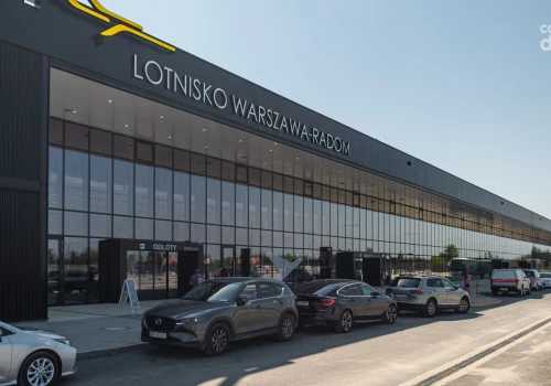 Ruszył sezon lotów z Radomia do Tirany. Pierwszy samolot już odleciał